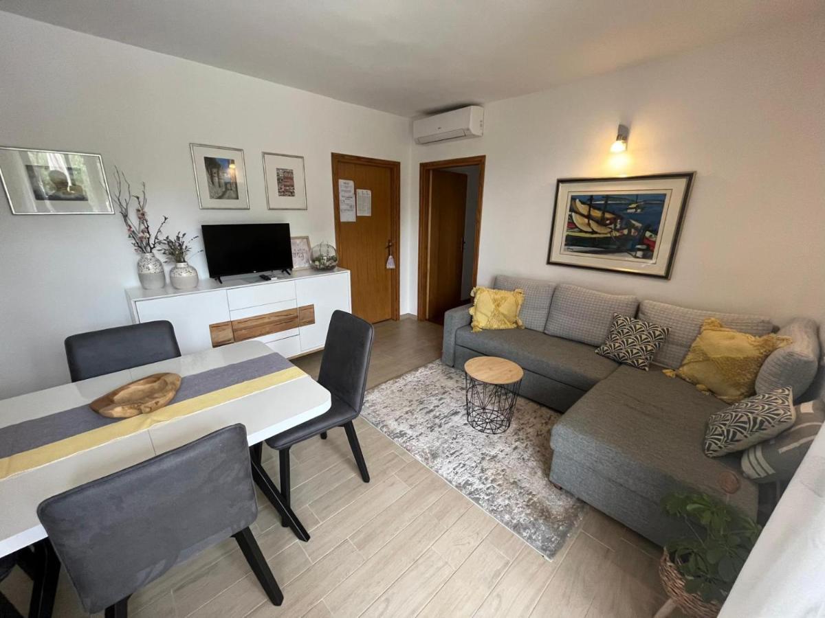Apartmani Anica 里斯卡 外观 照片