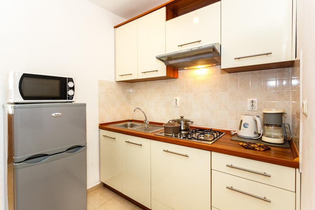 Apartmani Anica 里斯卡 外观 照片