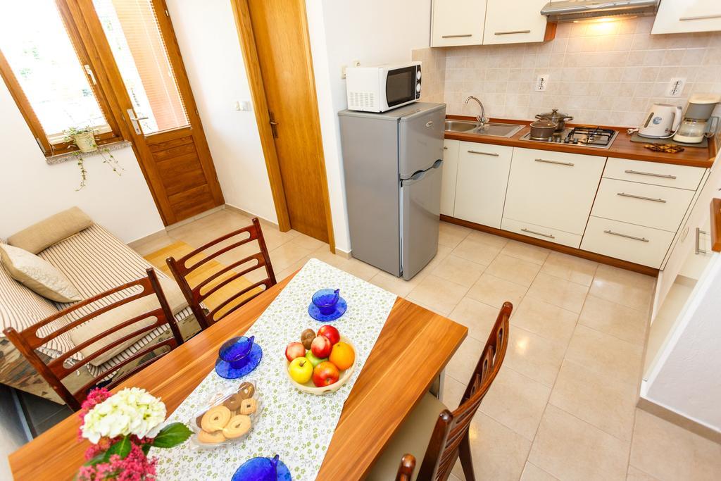 Apartmani Anica 里斯卡 外观 照片